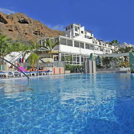 Ξενοδοχείο με διαμερίσματα Cura Sol (adults Only)